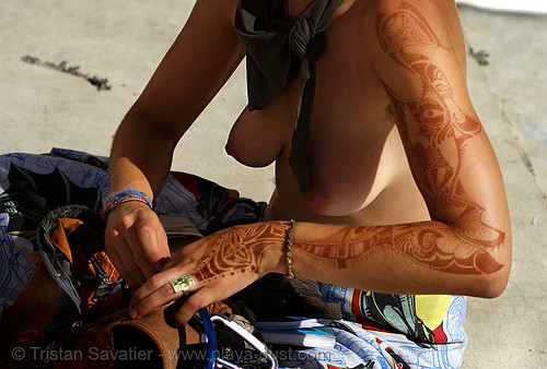 mehndi henna temporary tattoo burning man 2007 arm body art breasts